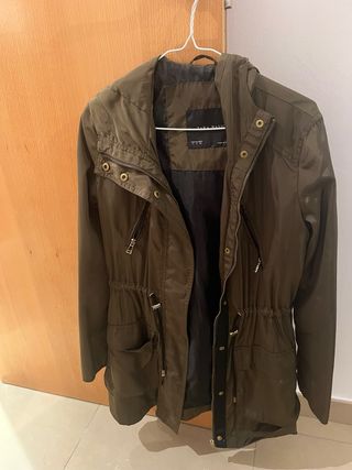 Chaqueta Zara ligera verde militar