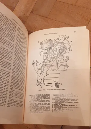 Libro Manual de automóviles de Arias -Paz