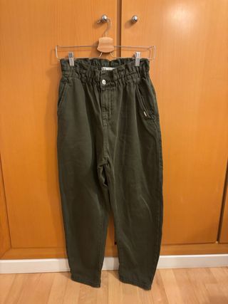 Pantalón Zara Talla 36 Verde Militar