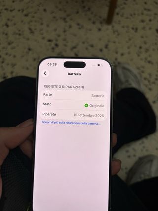 iPhone 16 Pro 128GB Argento Batteria 100%