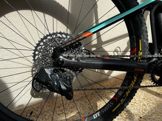 Bicicleta carbono doble suspensión