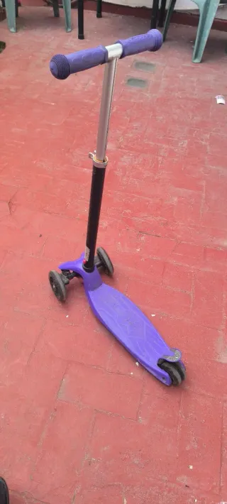 Patinete 3 Ruedas con Luces