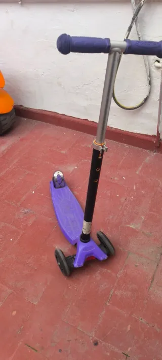 Patinete 3 Ruedas con Luces