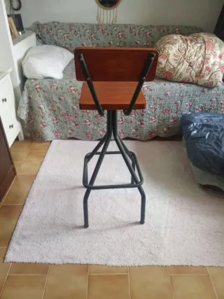 Taburete Vintage Madera y Metal Negro