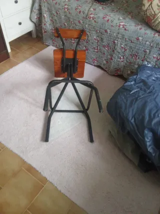 Taburete Vintage Madera y Metal Negro