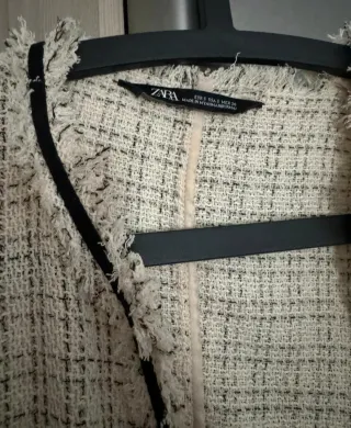 Chaqueta Zara Hilo Beige