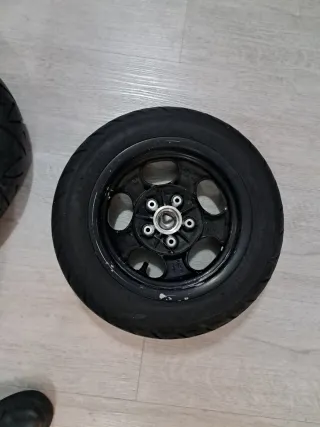 Ruedas Piaggio Zip SP