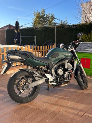 Yamaha FZ6 N | 31.600km | Retro + Piezas Originale