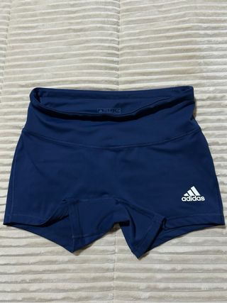 Short deportivo Adidas azul Aeroready · Talla M ·