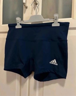 Short deportivo Adidas azul Aeroready · Talla M ·