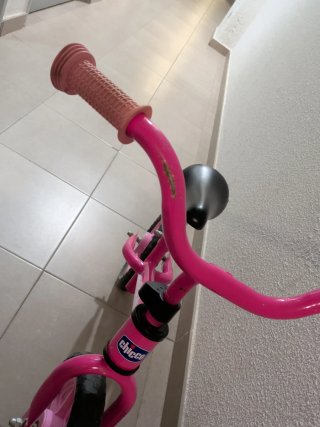 Bici sin pedales rosa