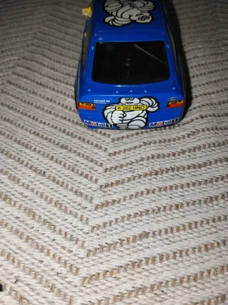 Scalextric Ford Escort RS Cosworth Michelin