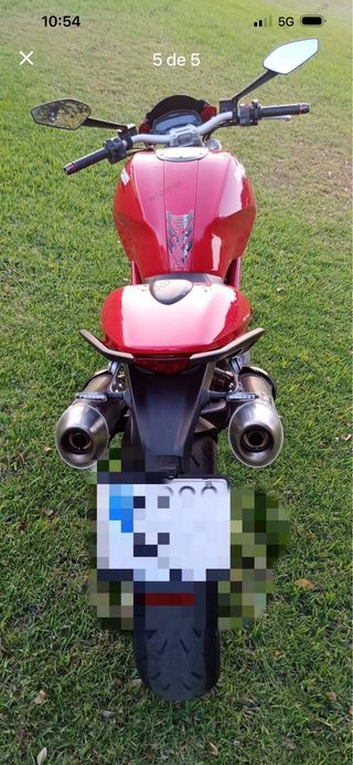 Ducati Monster 796 Roja ABS limitada A2