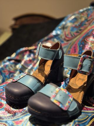 Sandalias Art Mujer Azul Multicolor Cuero