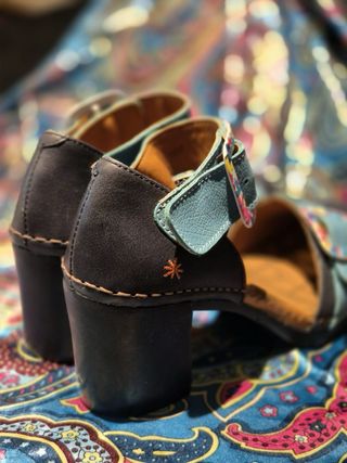 Sandalias Art Mujer Azul Multicolor Cuero