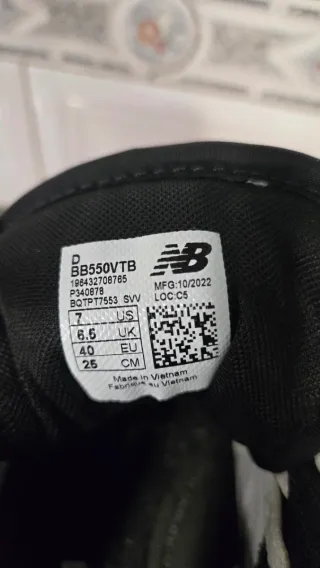 New Balance 550 Blanco y Rojo