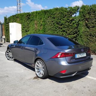 Lexus IS 2,5 300H 2014