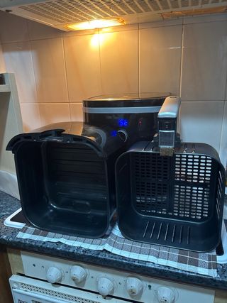 Freidora de aire Mandine negra