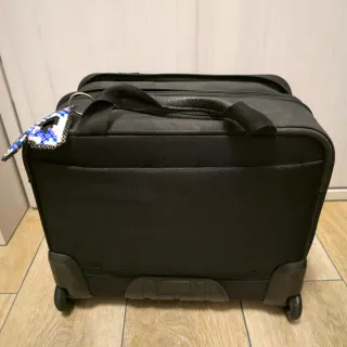 Maletín Leitz con ruedas