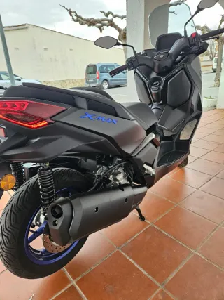 Yamaha Xmax 300 Icon Blue