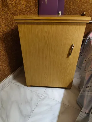 Máquina de coser Alfa eléctrica con mueble