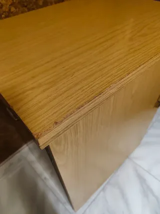 Máquina de coser Alfa eléctrica con mueble