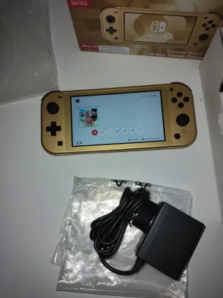 Nintendo Switch Lite Dorada