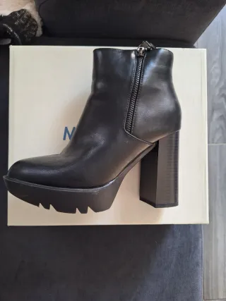 Botines negros Marypaz tacón plataforma