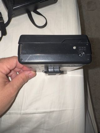 Sony Walkman WM-F2085 Radio Cassette FM/AM