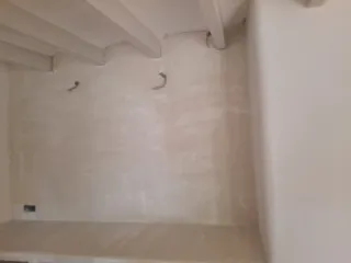 Estantería modular con iluminación LED