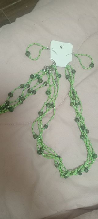 Conjunto de joyería verde