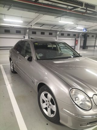 Mercedes-Benz Clase E 2005
