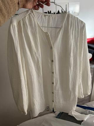 Blusa blanca bordada