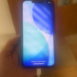 iPhone 13 76%salud de batería