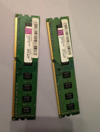 2x2GB Kingston DDR3 1600MHz Módulos RAM