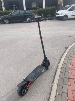 Patinete Eléctrico Negro