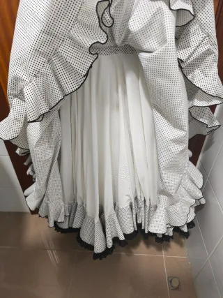 Vestido Flamenca Lunares Negro Blanco