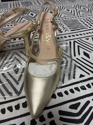 Zapatos de fiesta dorados bloom&you Preciosos