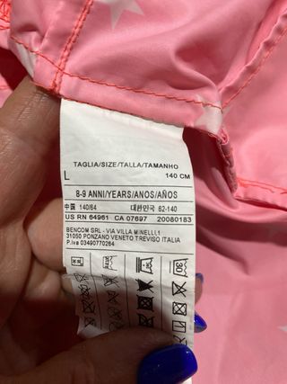 Chaqueta cortavientos niña estrellas naranja