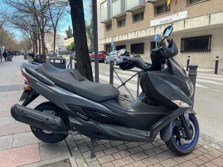 Suzuki Burgman 400 - Mayo 2023