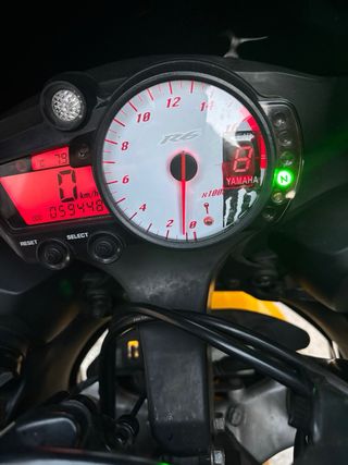 Yamaha YZF R6 Sportbike