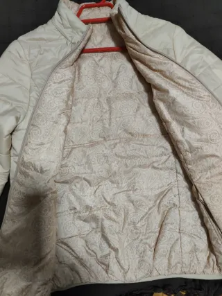 Chaqueta reversible beige y multicolor