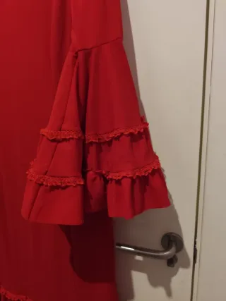 Traje flamenca canastero rojo. No incluye manton