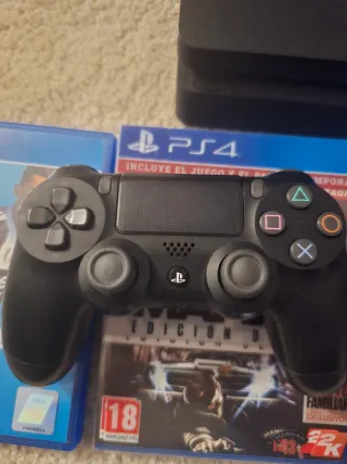PS4 Slim 500GB Negra + 3 Juegos