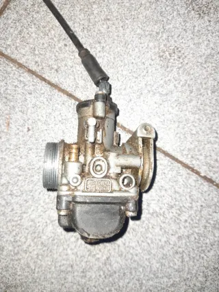 Acelerador original y Carburador Derbi Fdx 19 Dell
