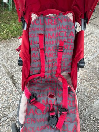 Silla de paseo Maclaren roja
