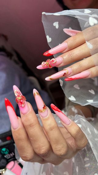 Manicurista | Servicio en estudio y a domicilio
