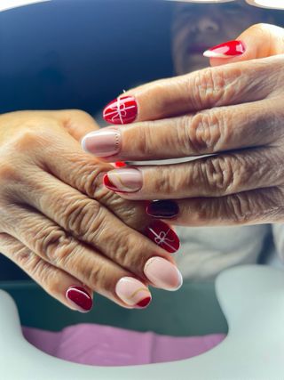 Manicurista | Servicio en estudio y a domicilio