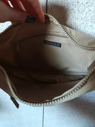 Bolso marrón claro nylon Primark seminuevo