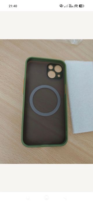 Funda iPhone 13 Transparente con Aro Magnético